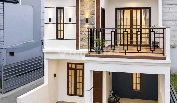 Rumah 2 Lantai Siap Huni Dekat Tol dan LRT