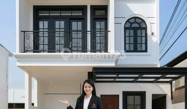 Ready to Occupy! New 2-Story European House, Flood-Free