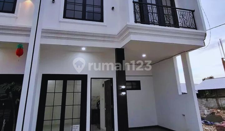 Modern European Premium House Ready to Occupied Flood-Free Modern European Premium House Ready to Occupied Flood-Free