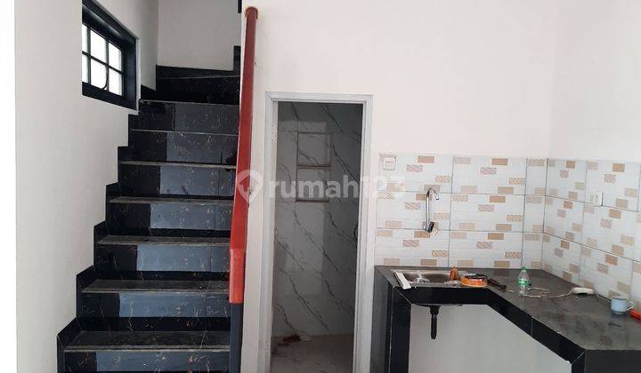 Rumah 2 Lantai Eropa Modern Shm Dekat Mako Brimob 2