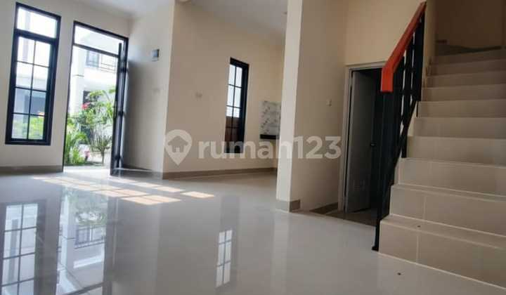 Rumah Bali 2 Lantai Siap Huni Selangkah Tol Cisalak