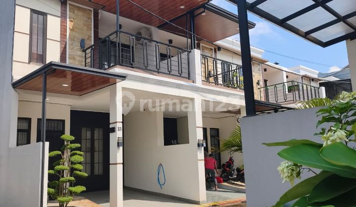 Rumah Siap Huni 2 Lantai Lokasi Sangat Strategis 1