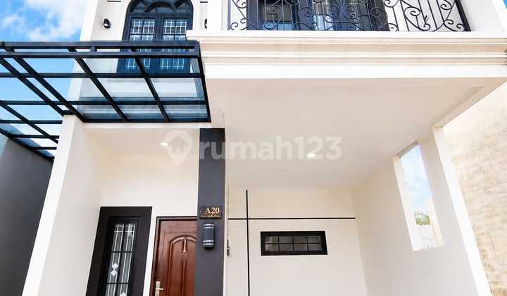 Rumah Classik Eropa 2 Lantai Siap Huni Akses Tol dan KRL Rumah Classik Eropa 2 Lantai Siap Huni Akses Tol dan KRL