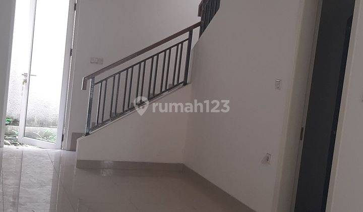 Rumah Cluster Edison Gading Serpong, Belom pernah dihuni dari Baru 2