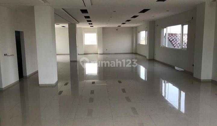 Disewakan Gedung/ Ruang Usaha Lokasi Strategis Ruang Usaha 4