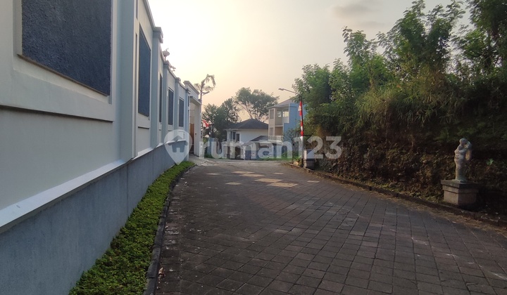 LAND FOR SALE IN PALM HILL 2