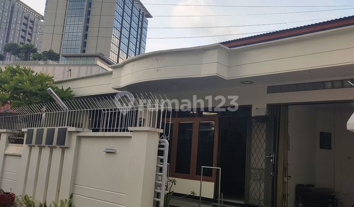 Rumah di Tengah Kota Siap Pakai 1