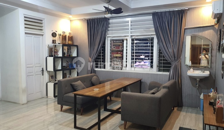 Rumah Siap Pakai di Puri Anjasmoro 1