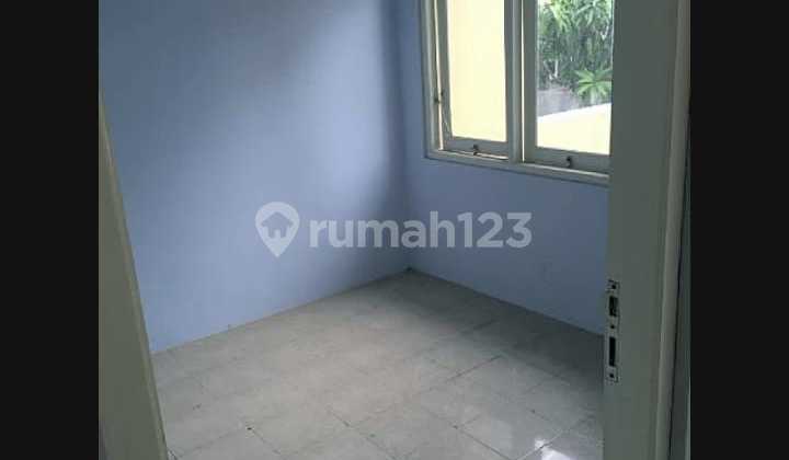 Rumah di Daerah Woltermonginsidi, Semarang Timur 2