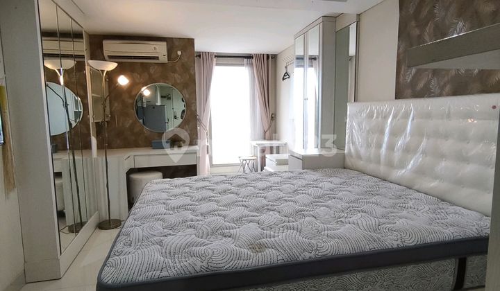 Nice Furnished Apartment in the City Center 1