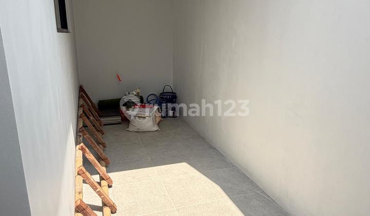 Rumah 2 Lantai di The Miles, Bsb 2