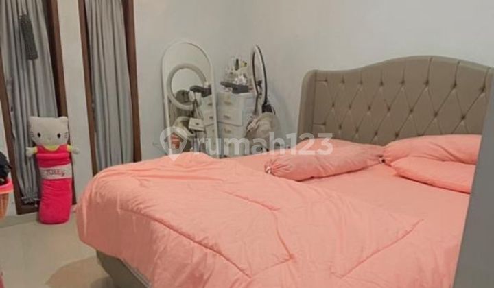 Rumah Modern 2 Lantai Furnished di Perumahan Denpasar Utara 2