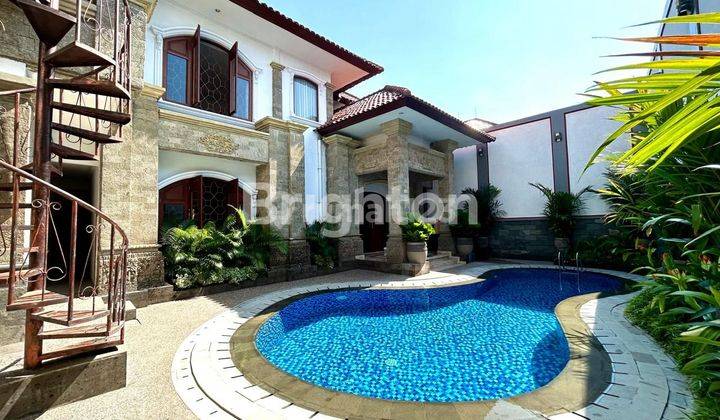 Luxurious house ready to move in, most elite strategic location in Renon 2