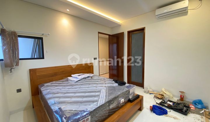 RUMAH SEWA KONTRAKAN BARU 3 KAMAR SIAP HUNI FULL FURNISHED DI DEKAT SANUR 2