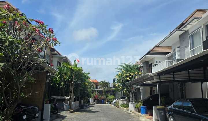Rumah Second One Gate System Modern di Pemogan Denpasar