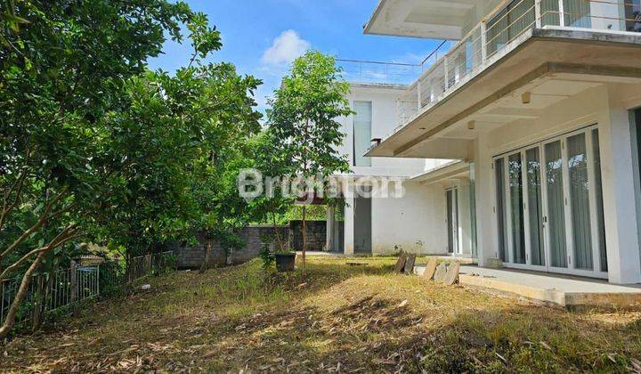 5BR MINIMALIS VILLA WITH AYUNG RIVERVIEW AND BIG ROOFTOP NEAR LIVING WORLD 2