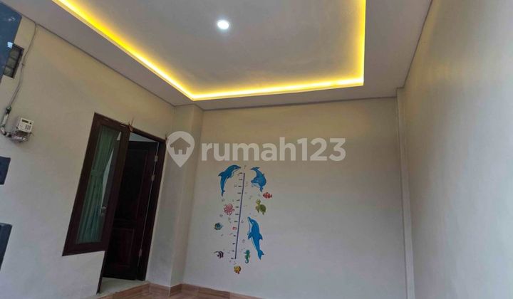 Rumah 2 Lantai 3 Kamar Kosongan di Denpasar Timur 2