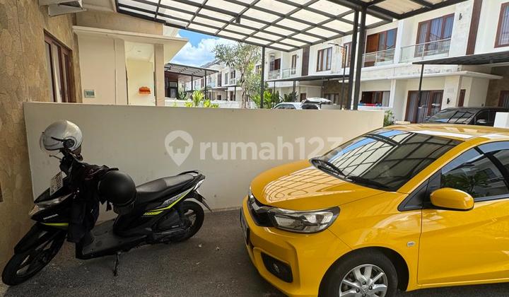 RUMAH 3BR ONE GATE SYSTEM FURNISHED 2 LANTAI DI SEMINYAK 2