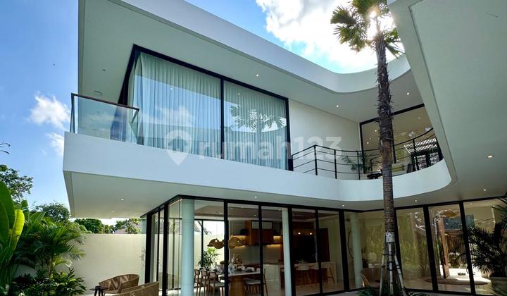 Brand New Tropical Villa in Umalas Bali - 4 Bedrooms Refined Design Estate Brand New Tropical Villa in Umalas Bali - 4 Bedrooms Refined Design Estate