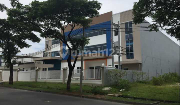 Disewakan Kantor dan Gudang Lippo Cikarang