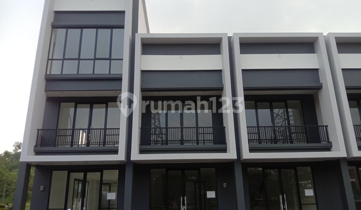 For Sale Shop House at Artha Business Complex, West Karawang