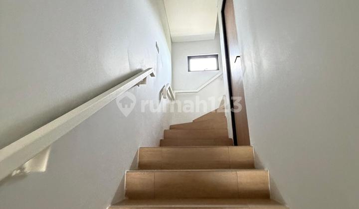For Rent 3-Story Shop House Lippo Cikarang New Condition Hand Over 2