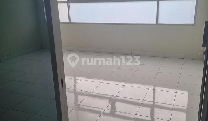 For Rent 2-Story Shop House Lippo Cikarang 2