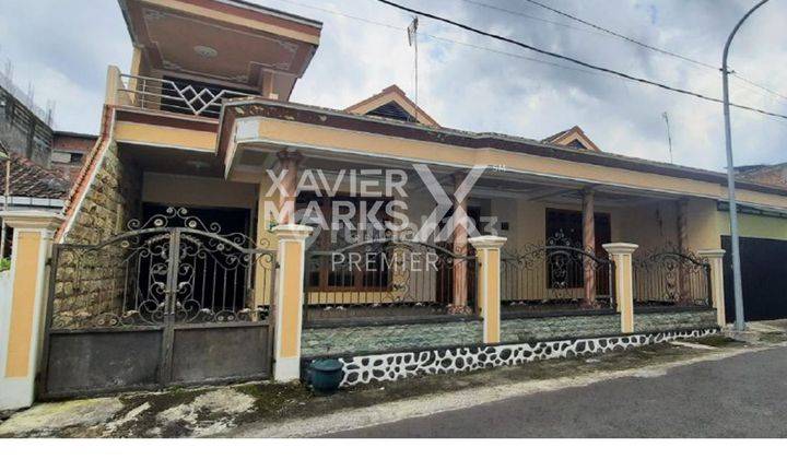 Rumah Tengah Kota di Jalan Abdul Jalil Batu Hunian Strategis  1