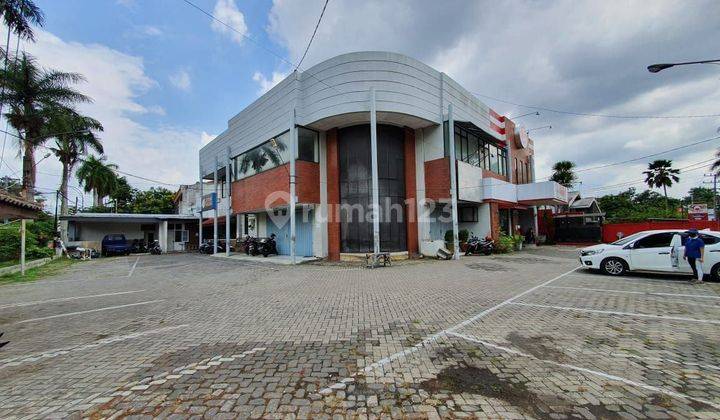 Ruang Usaha 2 Lantai di Raya Dieng Malang 1