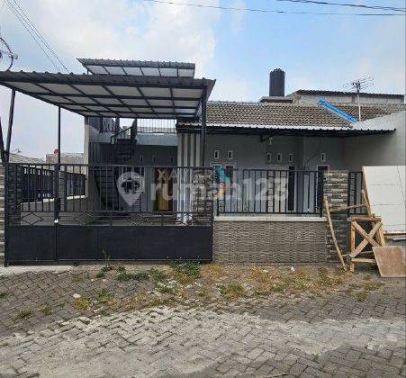 Rumah Hook Minimalis di Wisma Parangargo Sejahtera Wagir 1