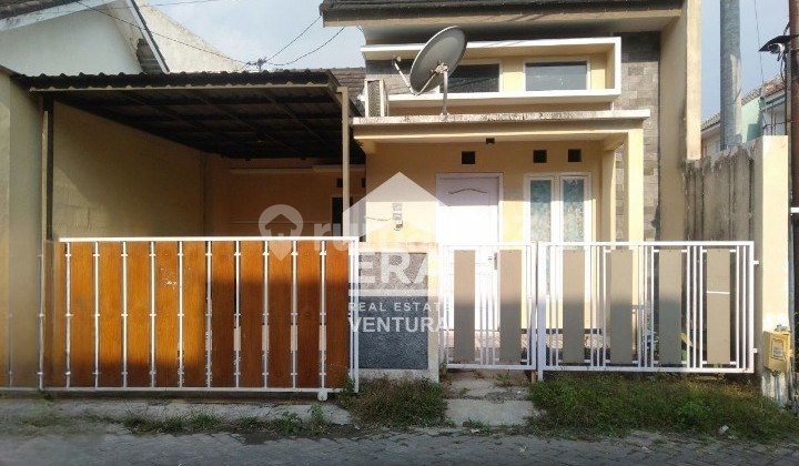 F005 Rumah Disewakan Atau Dijual Semi Furnish Di Kota Malang 1