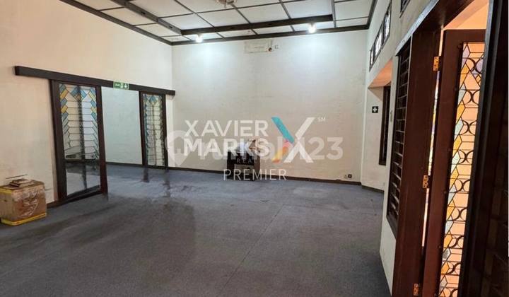 For Rent: Vintage House on Main Road Access to Mountains, Klojen, Malang For Rent: Vintage House on Main Road Access to Mountains, Klojen, Malang