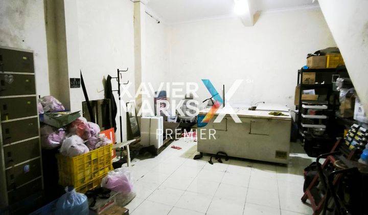F187 Rumah Usaha Frozen Food 2 Lantai di Bunul Malang 2