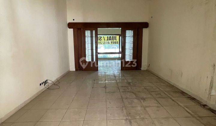 Rumah Bagus Unfurnished di Sayap Dago, Bandung 1