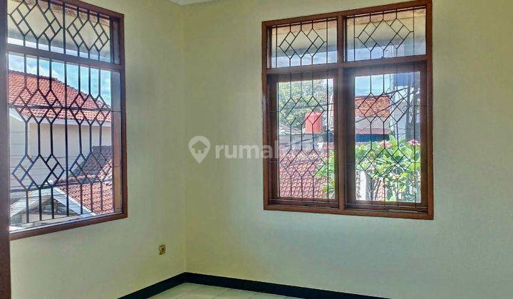 Turun Harga Rumah Hoek Cijagra 1