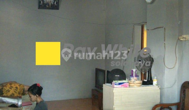 For Sale: 2-Story House in Banjarsari Solo, Good Condition and Move-In Ready 2