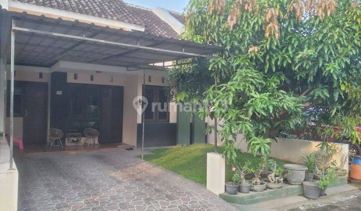 Dijual Rumah di Perumahan Singopuran, Dekat Dengan The Djolomadu 1