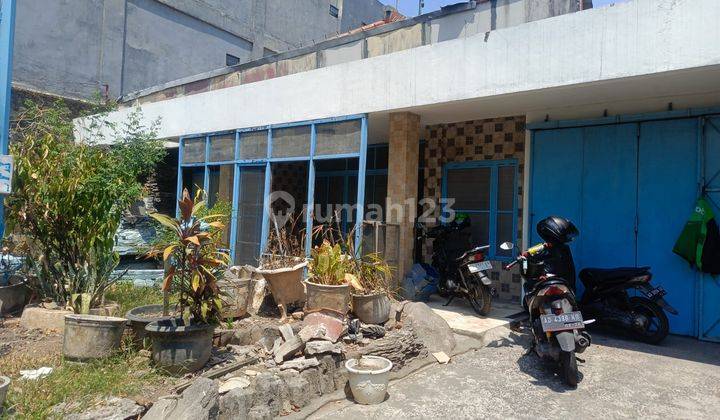 Dijual Rumah di Jl. Kapt Pattimura, Surakarta 2