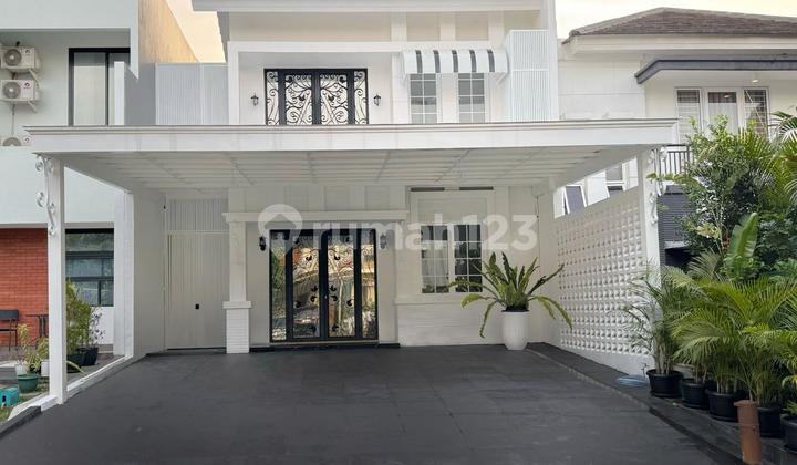 Dijual rumah cantik di cluster De Latinos Lavintage,Bsd