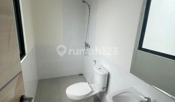 Beautiful 2-story house for sale in Cendana Parc, Lippo Karawaci. 2