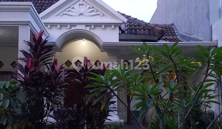Disewakan Rumah di Cluster Fedora, Graha Raya Bintaro 2