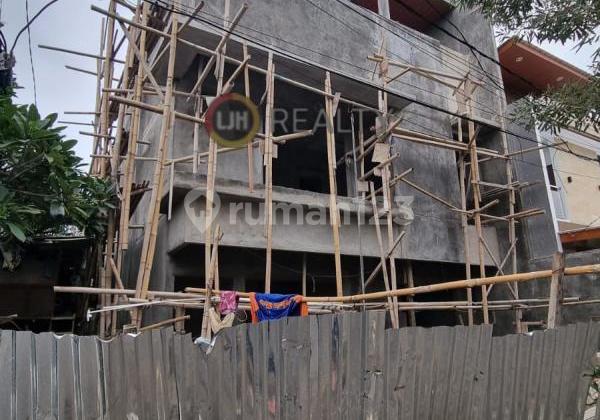 Taman Villa Meruya - Jakarta Barat 