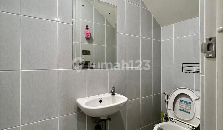 For sale, beautiful 2-story house in the Martinez cluster, Gading Serpong (Az). 2