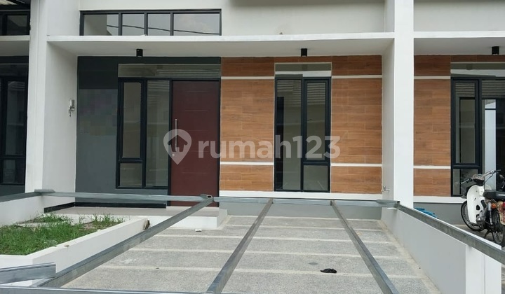 Rumah di Taman Kopo Indah Siap Huni Strategis Dekat Tol Margaasih 1