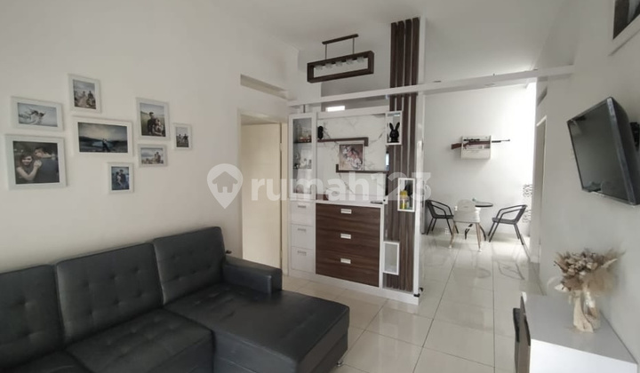 House in Taman Kopo Indah Margaasih with Free Kitchen Set, Near Toll Road.