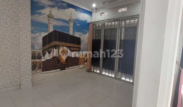 Rumah di jalan raya kopo siap huni akses strategis dekat tol kopo