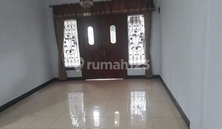 Rumah 2 Lantai di Komplk Nata Endah Kopo Bandung Dekat Miko Mall