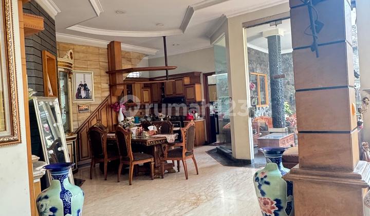 2-story house in Mekarwangi, Bandung, strategically located near Moh Toha Toll Road. 2-story house in Mekarwangi, Bandung, strategically located near Moh Toha Toll Road.