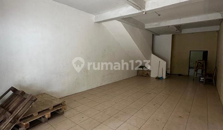 2-Story Shophouse in Taman Holis Indah Bandung Near Pasir Koja Toll Road 2