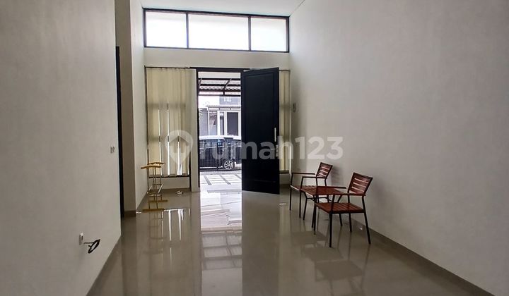 Strategic House in Nataendah Margahayu Bandung Near Kopo Toll Road Strategic House in Nataendah Margahayu Bandung Near Kopo Toll Road